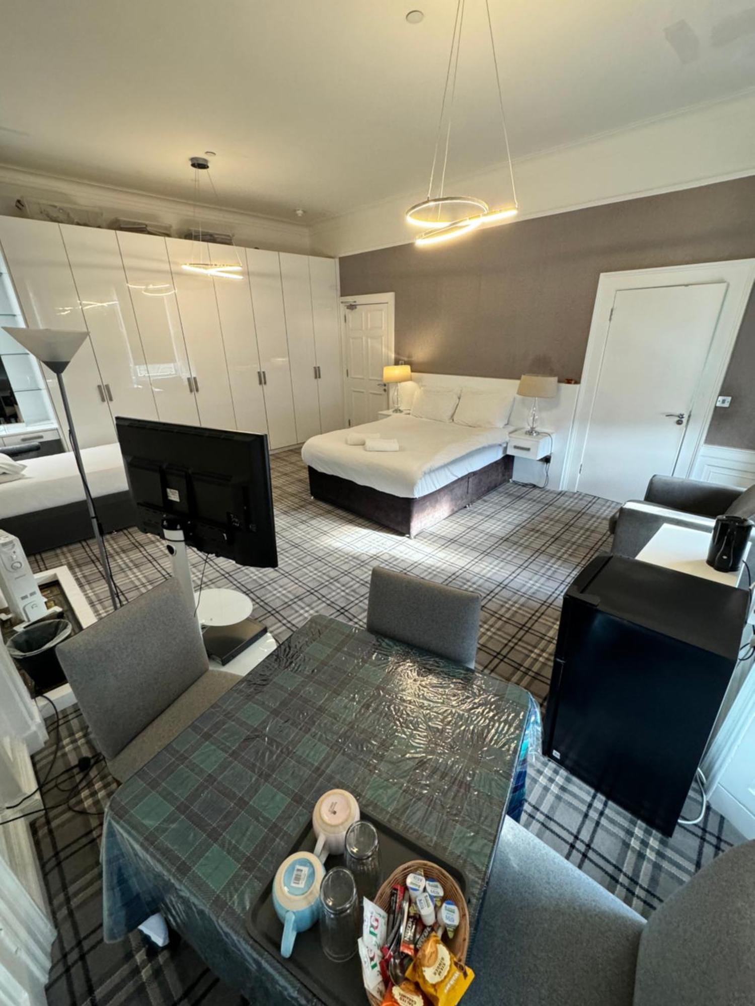 Luxury Family Room With Private Bathroom In The Heart Of EDI Kültér fotó